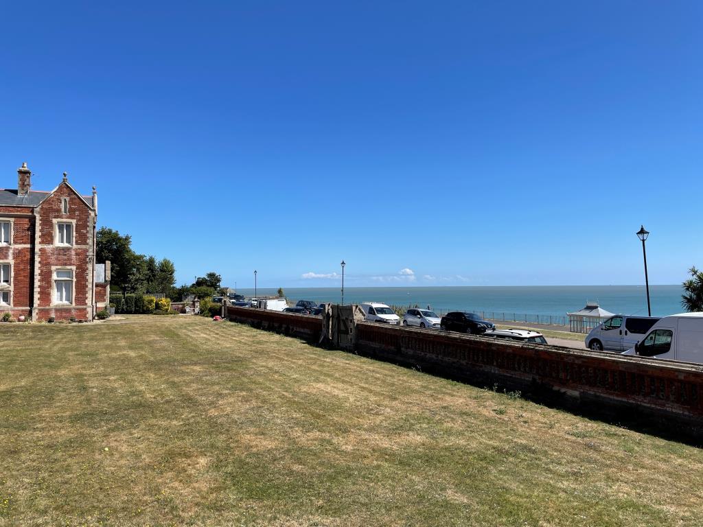 Lot: 56 - TWO-BEDROOM FLAT WITH SEA VIEWS - View from outside towards sea